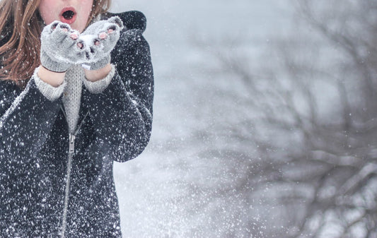 Accessoires d'Hiver : Les 3 Détails de Luxe qui Transforment et Actualisent votre Silhouette