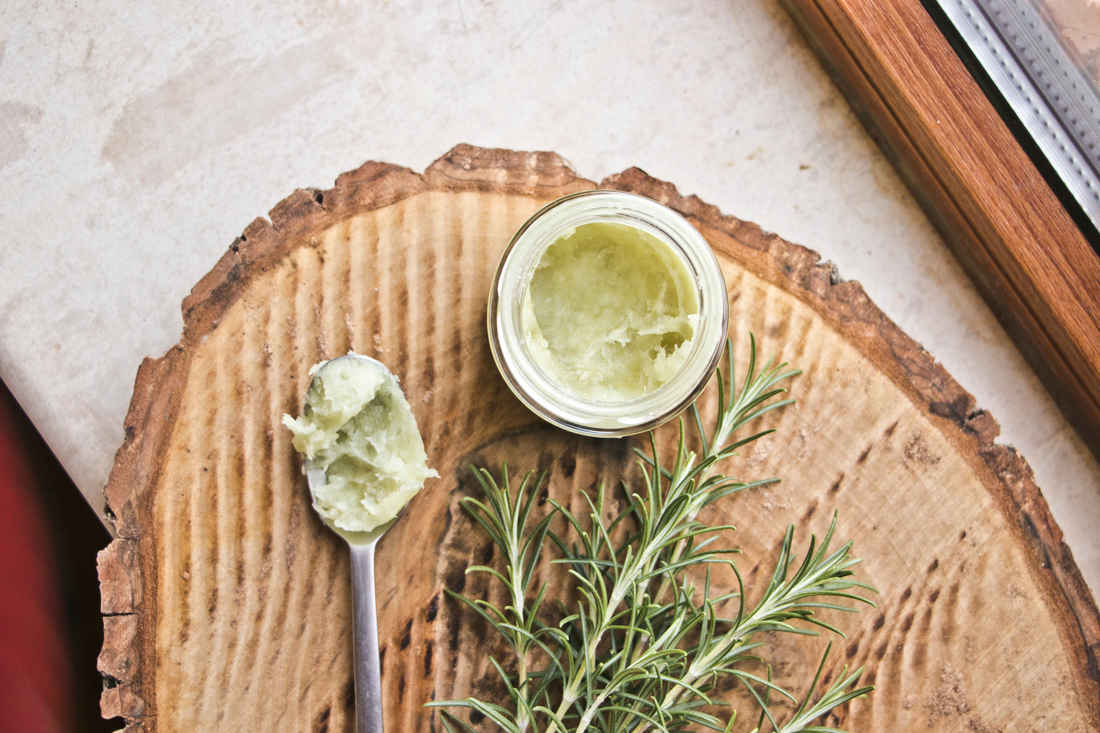 DIY - Recette de masque capillaire au romarin