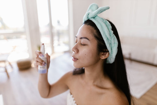 Peau acnéique : comment en prendre soin ?